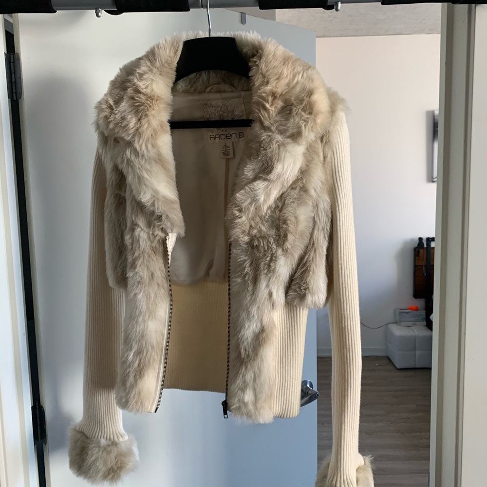Faux fur zip up